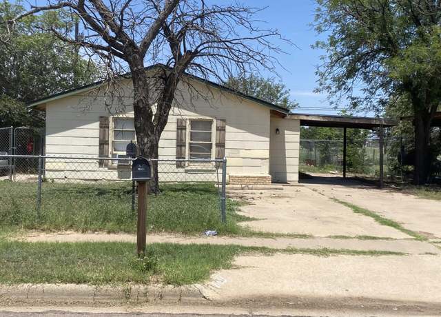 Property at 2403 E 5th St, Lubbock, TX 79403, 3 beds, 1 bath