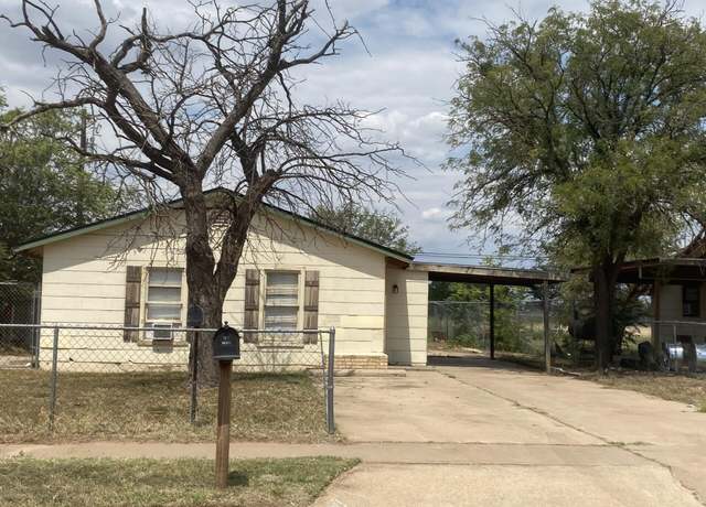 Property at 2403 E 5th St, Lubbock, TX 79403, 3 beds, 1 bath