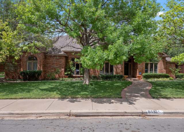 Property at 5110 97th St, Lubbock, TX 79424, 4 beds, 3.5 baths