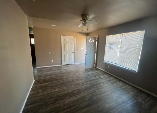 Property at 507 49th St, Lubbock, TX 79404, 3 beds, 2 baths