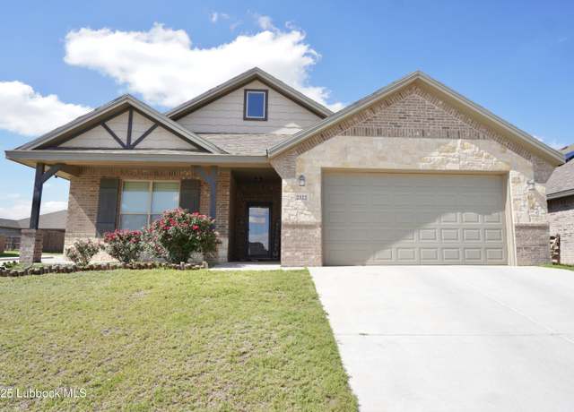Property at 2322 104th St, Lubbock, TX 79423, 4 beds, 3 baths