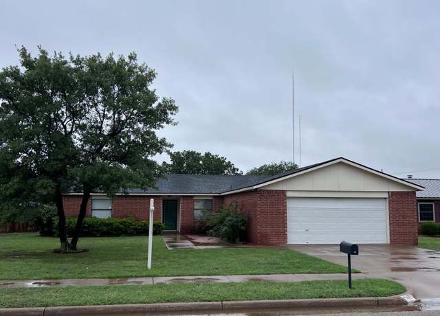 Property at 2411 93rd Pl, Lubbock, TX 79423, 3 beds, 2 baths