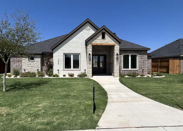 Property at 1206 N 14th St, Wolfforth, TX 79382, 4 beds, 3 baths