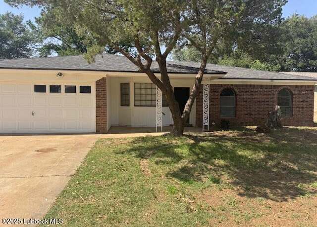 Property at 4706 78th St, Lubbock, TX 79424, 4 beds, 2 baths