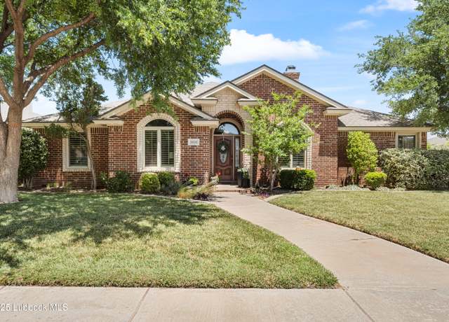 Property at 5826 102nd St, Lubbock, TX 79424, 3 beds, 2 baths