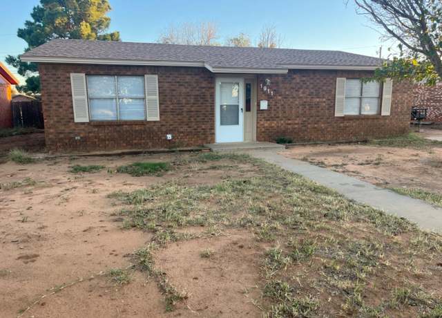 Property at 1911 N 14th St, Lamesa, TX 79331, 3 beds, 2 baths