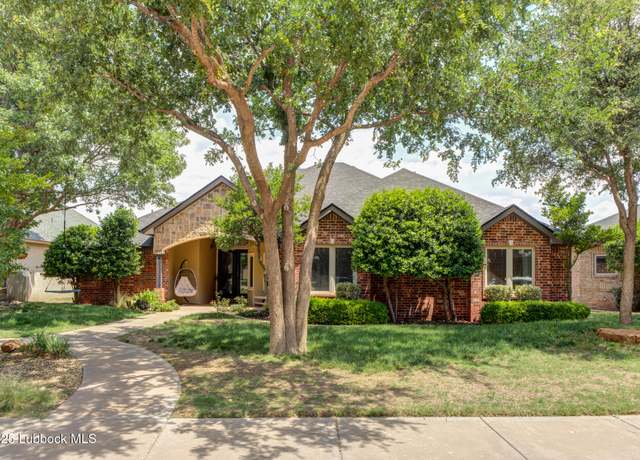 Property at 5808 111th St, Lubbock, TX 79424, 4 beds, 3.5 baths