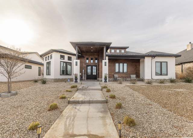Property at 613 N 12th St, Wolfforth, TX 79382, 4 beds, 3.5 baths