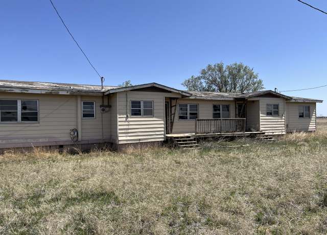 Property at 4933 Kent St Unit E/F, Lubbock, TX 79415, 5 beds, 2 baths