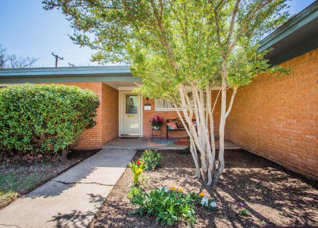 Property at 4915 17th St, Lubbock, TX 79416, 3 beds, 2 baths