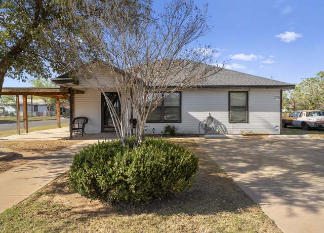 Property at 622 30th St, Lubbock, TX 79404, 4 beds, 2 baths