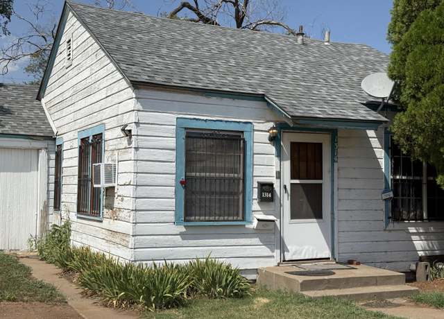 Property at 1314 26th St, Lubbock, TX 79411, 2 beds, 1 bath