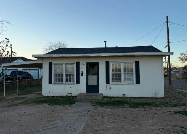 Property at 1411 N 4th Pl, Lamesa, TX 79331, 2 beds, 2 baths