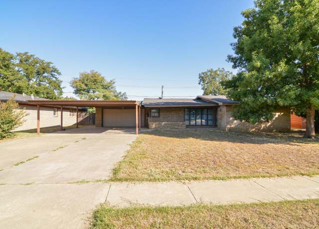 Property at 2504 53rd St, Lubbock, TX 79413, 3 beds, 2 baths