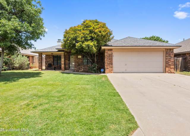 Property at 3104 105th St, Lubbock, TX 79423, 3 beds, 2 baths