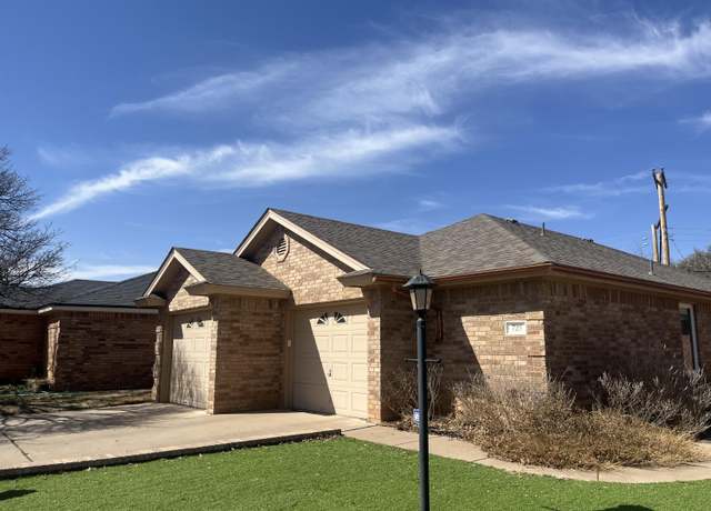 Property at 728 9th St, Wolfforth, TX 79382, 2 beds, 2 baths
