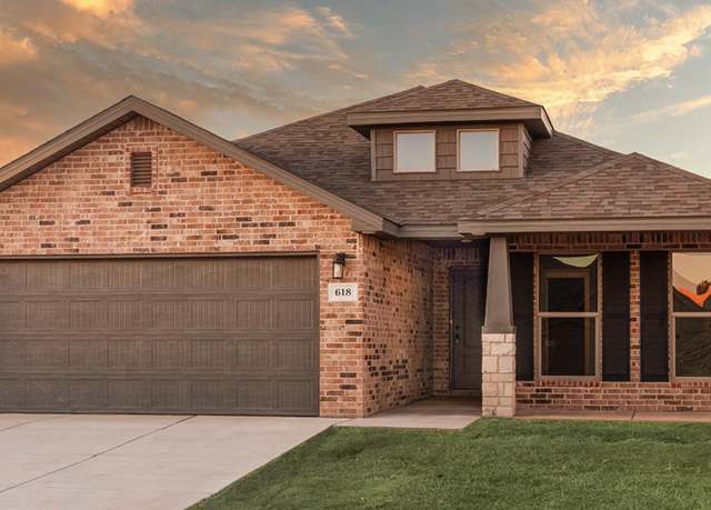 Property at 309 E 25th St, Wolfforth, TX 79382, 3 beds, 2 baths