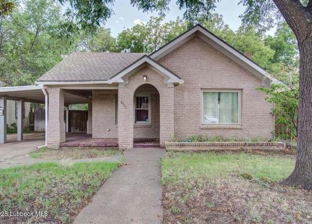 Property at 2511 26th St, Lubbock, TX 79410, 3 beds, 3 baths