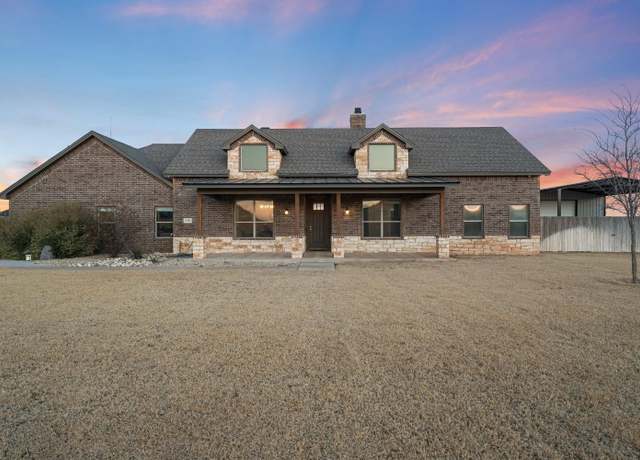 Property at 17003 County Road 2110, Lubbock, TX 79423, 4 beds, 3.5 baths