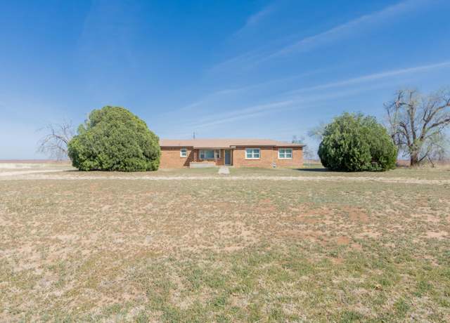 Property at 4817 C R 3300, Slaton, TX 79364, 3 beds, 1 bath