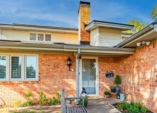 Property at 5203 89th St, Lubbock, TX 79424, 3 beds, 2 baths
