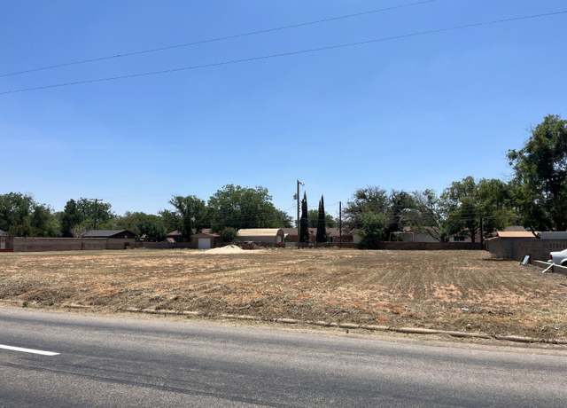 Property at 1007 N 22nd St, Lamesa, TX 79331