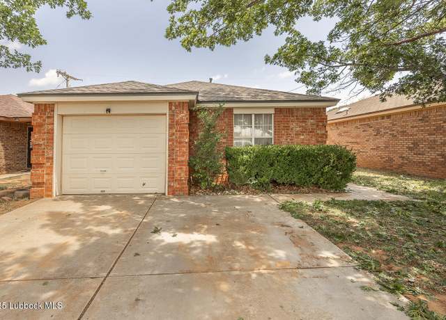 Property at 740 9th St, Wolfforth, TX 79382, 2 beds, 2 baths