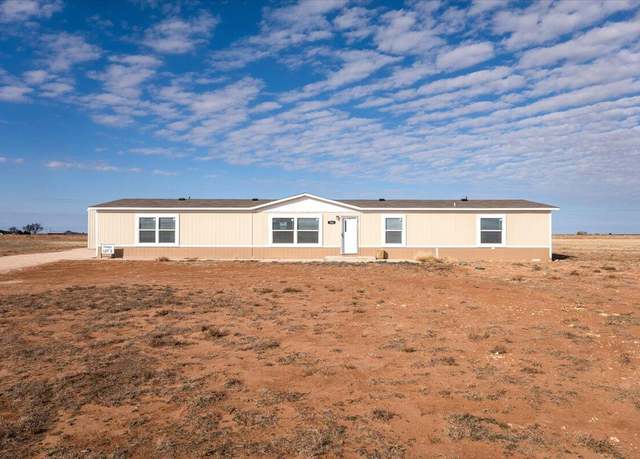 Property at 516 Sage Rd, New Home, TX 79373, 5 beds, 3 baths