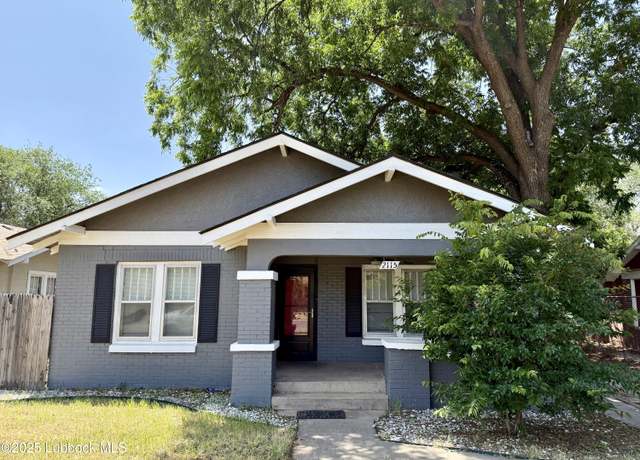 Property at 2115 15th St, Lubbock, TX 79401, 2 beds, 1 bath