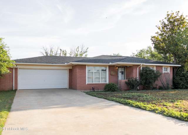 Property at 307 Hicks Pl, Levelland, TX 79336, 3 beds, 2 baths