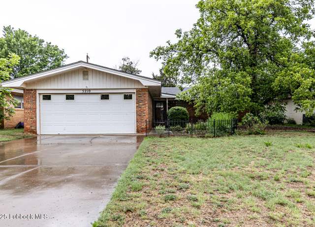 Property at 5210 15th St, Lubbock, TX 79416, 3 beds, 2 baths
