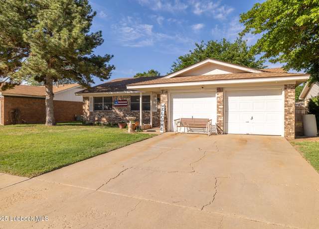 Property at 5525 1st Pl, Lubbock, TX 79416, 3 beds, 2 baths