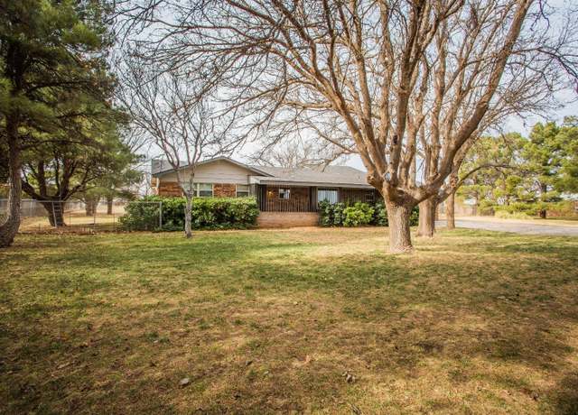 Property at 16214 County Road 2200, Lubbock, TX 79423, 3 beds, 2.5 baths