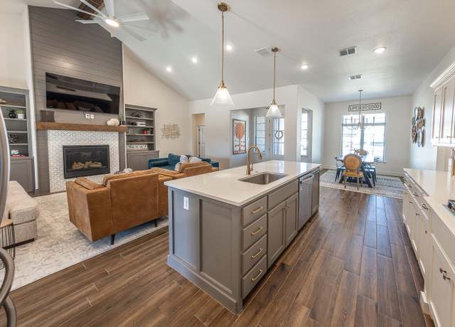 Property at 7811 54th St, Lubbock, TX 79407, 4 beds, 3 baths