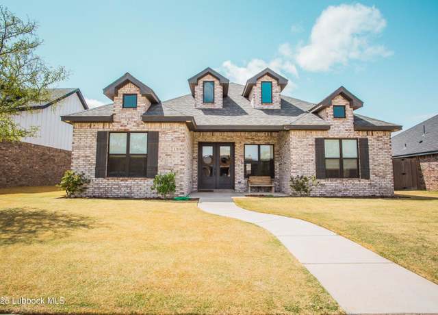 Property at 1308 Dover Ln, Wolfforth, TX 79382, 3 beds, 2 baths