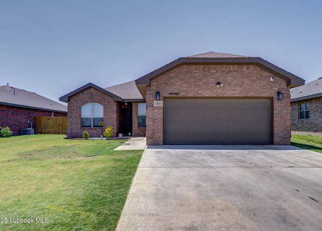 Property at 1703 99th Pl, Lubbock, TX 79423, 4 beds, 2 baths
