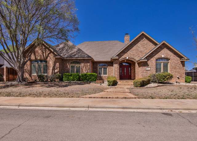 Property at 4802 105th St, Lubbock, TX 79424, 4 beds, 3 baths
