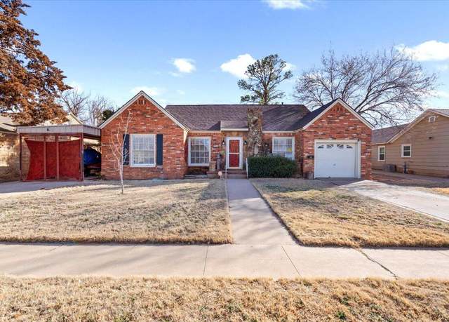 Property at 714 E Tate St, Brownfield, TX 79316, 3 beds, 2 baths