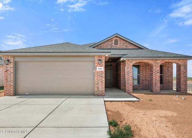 Property at 636 E 31st St, Wolfforth, TX 79382, 3 beds, 2 baths