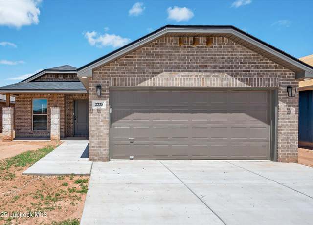 Property at 2228 133rd St, Lubbock, TX 79423, 3 beds, 2 baths