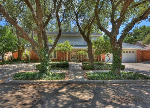 Property at 3005 80th St, Lubbock, TX 79423, 5 beds, 3.5 baths