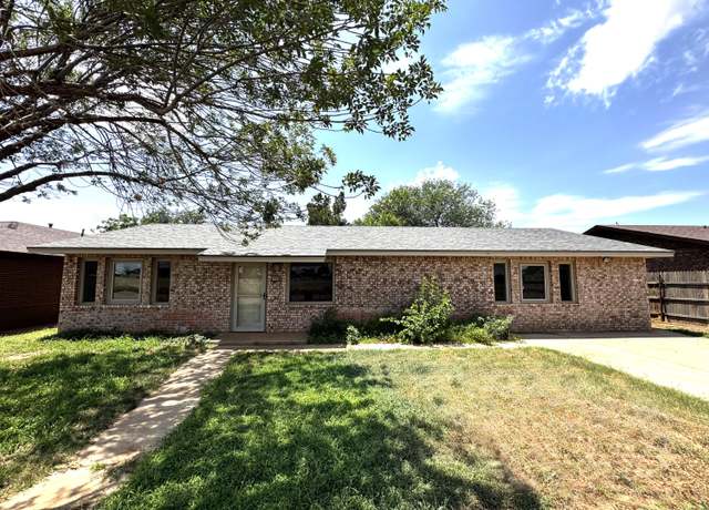 Property at 704 S Avenue S, Lamesa, TX 79331, 3 beds, 2 baths