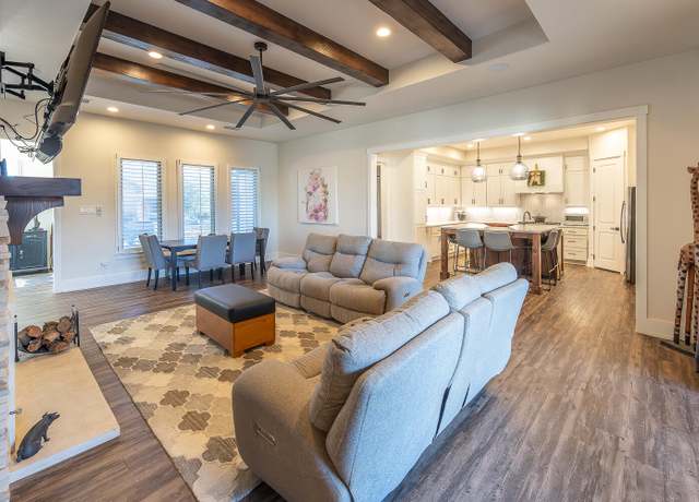 Property at 4005 127th St, Lubbock, TX 79423, 4 beds, 4 baths