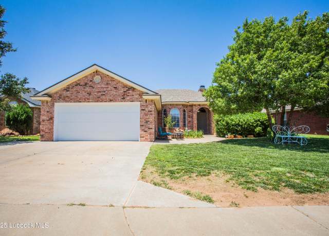 Property at 1506 Yorkshire Ave, Wolfforth, TX 79382, 3 beds, 2 baths