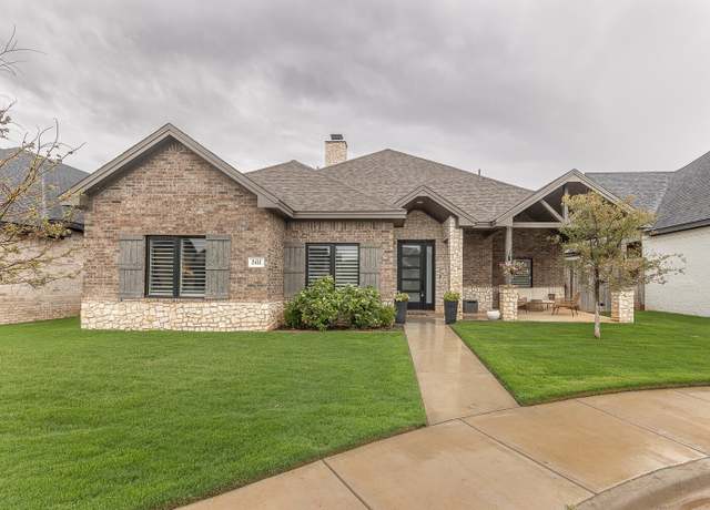 Property at 5411 112th St, Lubbock, TX 79424, 3 beds, 3.5 baths