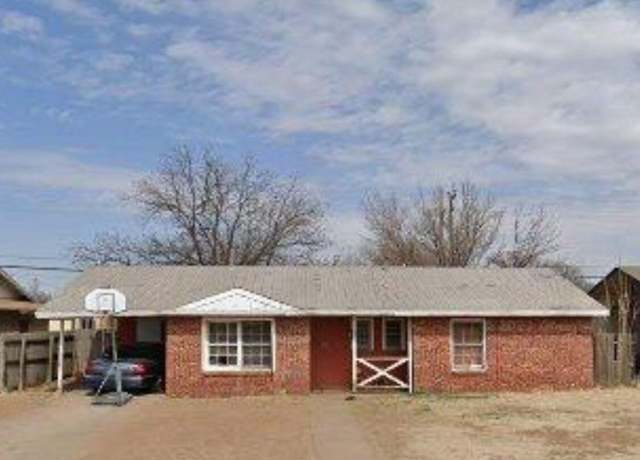 Property at 2444 E 30th St, Lubbock, TX 79404, 3 beds, 2 baths