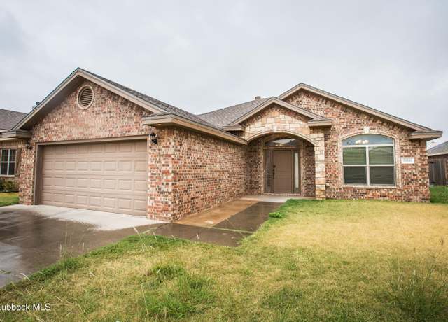 Property at 5006 Jarvis St, Lubbock, TX 79416, 3 beds, 2 baths