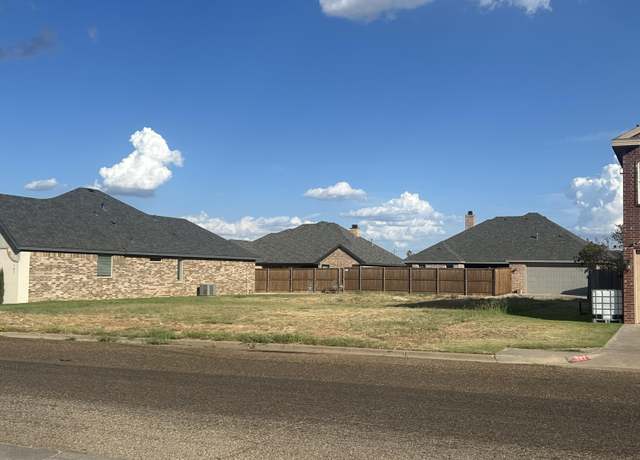 Property at 705 N 7th St, Wolfforth, TX 79382