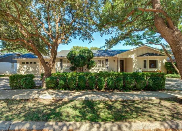 Property at 3418 75th St, Lubbock, TX 79423, 3 beds, 3 baths