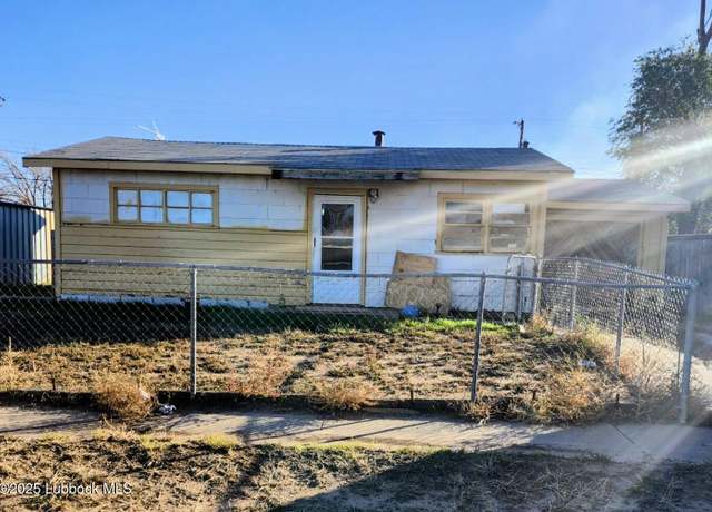 Property at 912 E Stanford St, Lubbock, TX 79403, 2 beds, 1 bath